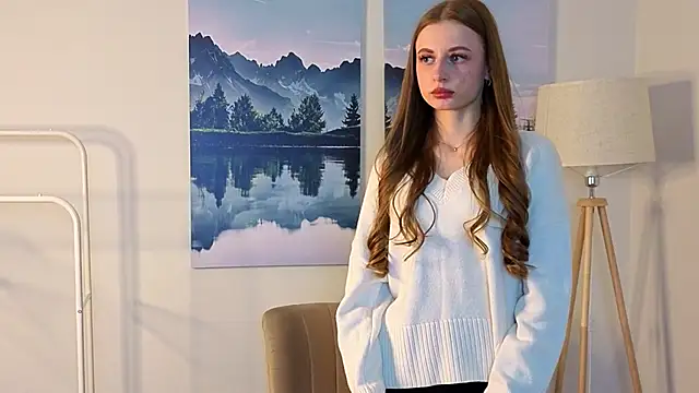 KatieCostain online show from May 15, 10:11 am