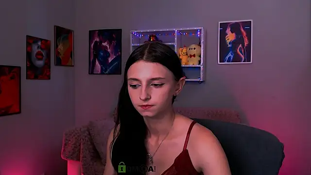 caroline honeyy online show from June 11, 12:47 pm