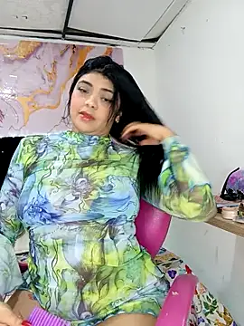 luxuryluna online show from May 23, 11:42 pm