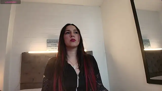 Snapshot of Rossy_Marks chatting on June 19, 2:38 am Rossy Marks online show from June 19, 2:38 am