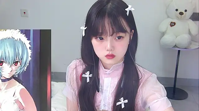 Evil-Bunny007 online show from June 4, 12:22 pm