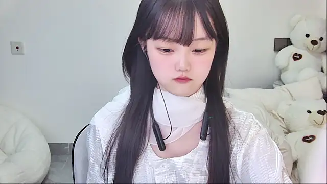 Evil-Bunny007 online show from June 13, 12:36 pm