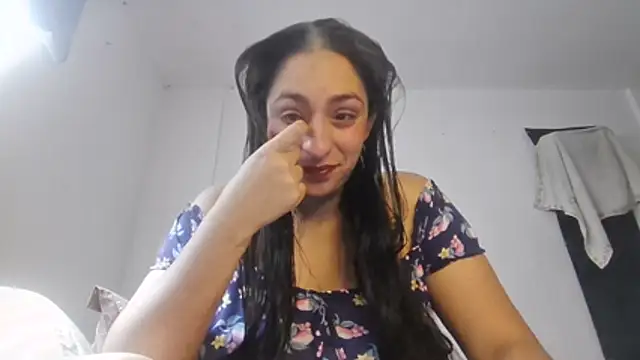 Snapshot of Pamela_sa chatting on July 4, 6:36 pm Pamela sa online show from July 4, 6:36 pm