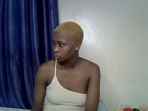Lovergal  online show from June 12, 3:16 am