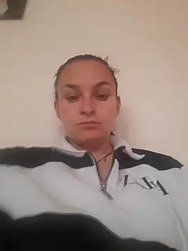 NastyaGold777 online show from May 15, 7:04 am