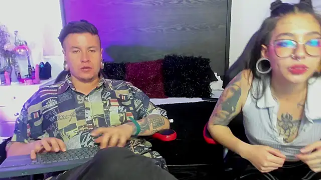 inkedsinners  online show from June 30, 8:10 pm