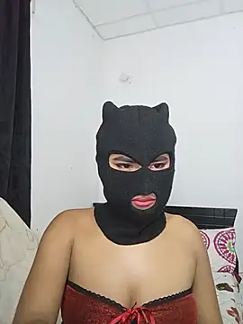 firegirl911  online show from May 29, 1:25 am