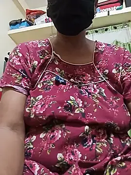 Snapshot of Ramya111_Tamil chatting on July 4, 5:57 am Ramya111 Tamil online show from July 4, 5:57 am