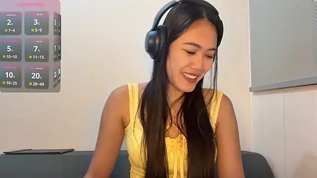GraciaMutters online show from May 15, 2:24 pm