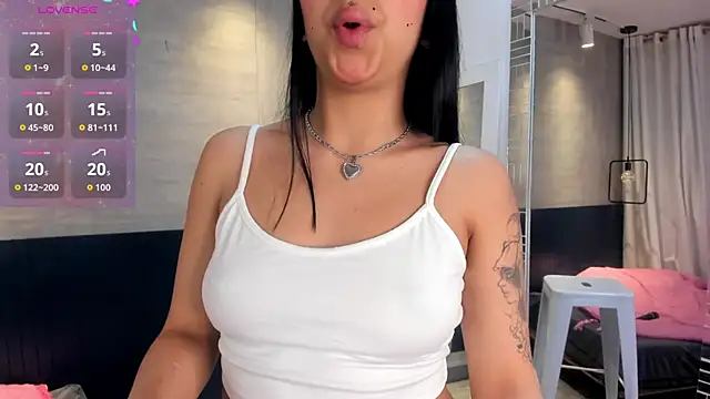 ByVanessa online show from June 20, 3:53 am