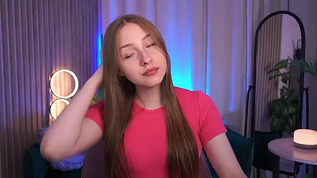EvelinRoyce online show from June 9, 1:34 pm