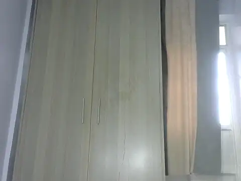 Snapshot of petite_lexiiivv chatting on June 9, 5:30 am petite lexiiivv online show from June 9, 5:30 am