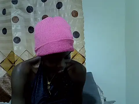 Pretty min online show from June 19, 7:17 pm