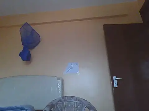 Snapshot of pinky-lips chatting on June 18, 9:14 am pinky-lips online show from June 18, 9:14 am