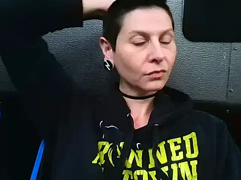 LaFemmeCyberObscura online show from May 29, 3:21 pm