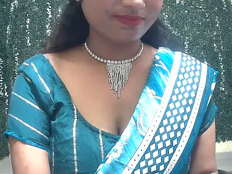 shallykaur online show from June 29, 4:19 am