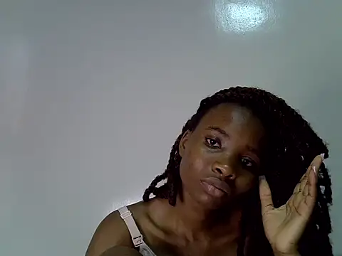 Snapshot of lee_shaz chatting on June 6, 7:35 am lee shaz online show from June 6, 7:35 am