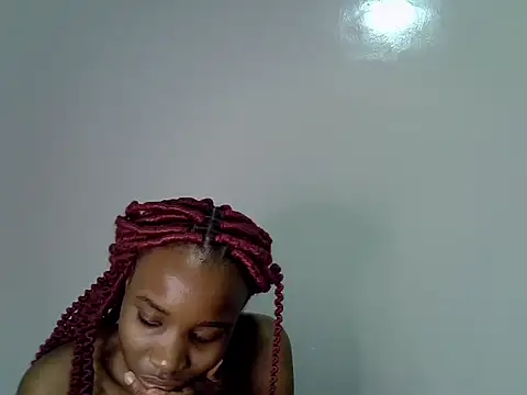 Snapshot of lee_shaz chatting on July 1, 8:08 pm lee shaz online show from July 1, 8:08 pm