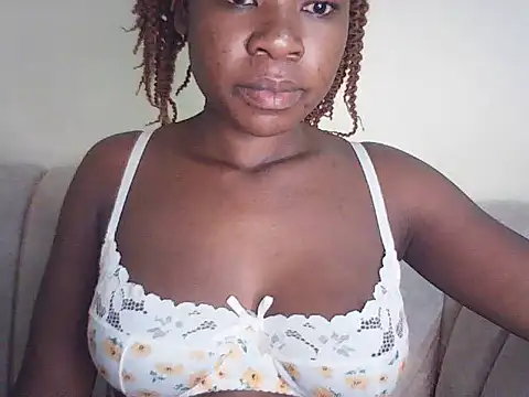 spicy-laidy01 online show from May 17, 6:04 pm