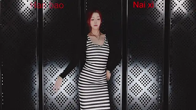 HY-00001 online show from May 18, 1:17 pm