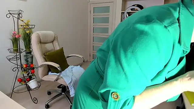 Snapshot of Vika73 chatting on January 10, 12:07 pm Vika73 online show from January 10, 12:07 pm