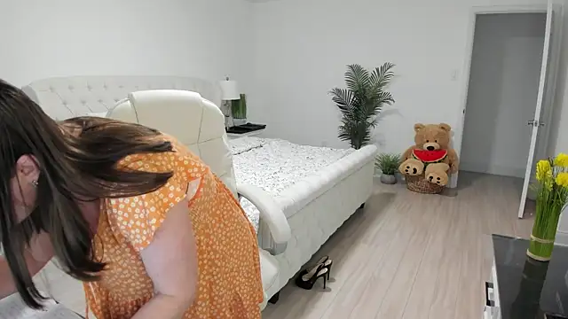 Snapshot of Vika73 chatting on February 28, 12:28 pm Vika73 online show from February 28, 12:28 pm