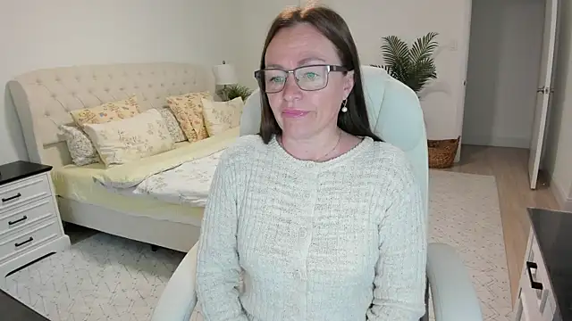 Vika73 online show from May 19, 10:54 am