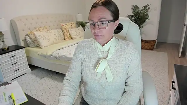 Vika73 online show from May 20, 11:16 am