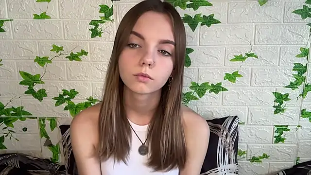Snapshot of LisaPorse chatting on June 26, 2:10 pm LisaPorse online show from June 26, 2:10 pm