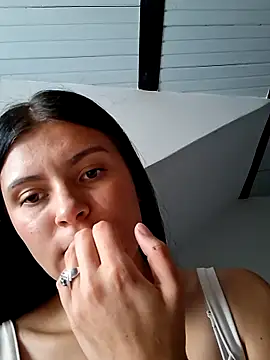 Yeras  online show from June 9, 6:08 pm