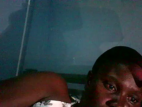 creamyebony5 online show from May 17, 9:11 pm