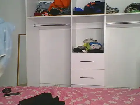 Sasseiqueen  online show from June 2, 8:11 pm