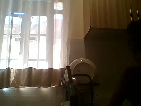 Hotty Luizer online show from May 26, 7:26 am