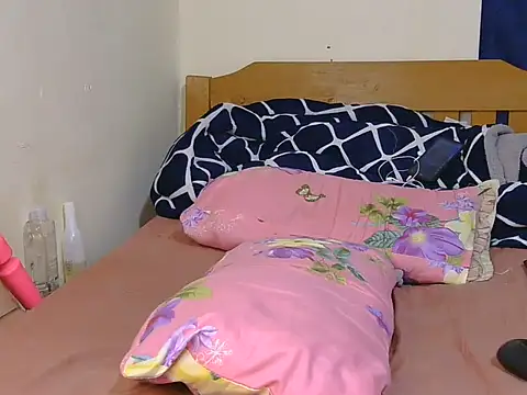 Snapshot of beryl_lady chatting on June 25, 5:39 pm beryl lady online show from June 25, 5:39 pm