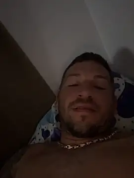 ModelJJ online show from June 11, 9:46 pm