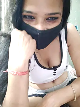 Amrita Thakur01 online show from June 1, 5:25 pm
