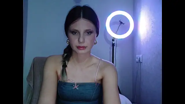 Jessicaxq online show from June 13, 11:57 pm