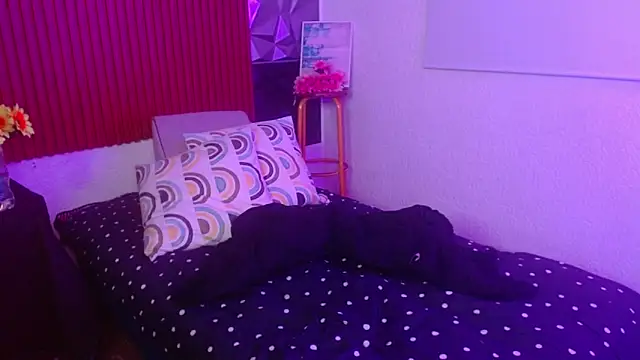Stefany1 loves online show from May 24, 12:26 am