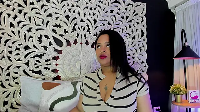 Bianca DVarela online show from May 30, 8:06 pm
