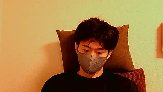 Snapshot of ryuri3939 chatting on May 21, 10:22 am ryuri3939 online show from May 21, 10:22 am