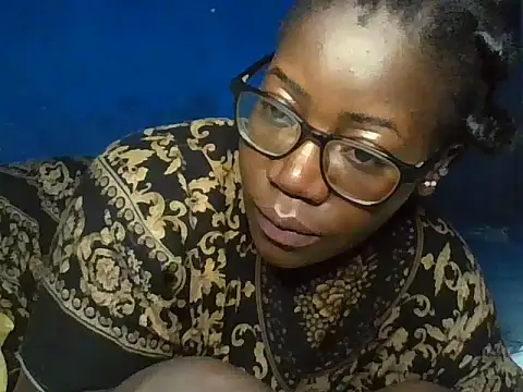 Snapshot of Night-doctor chatting on May 31, 4:36 pm Night-doctor online show from May 31, 4:36 pm