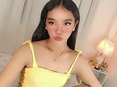 Nozomi Wu online show from June 18, 10:41 am