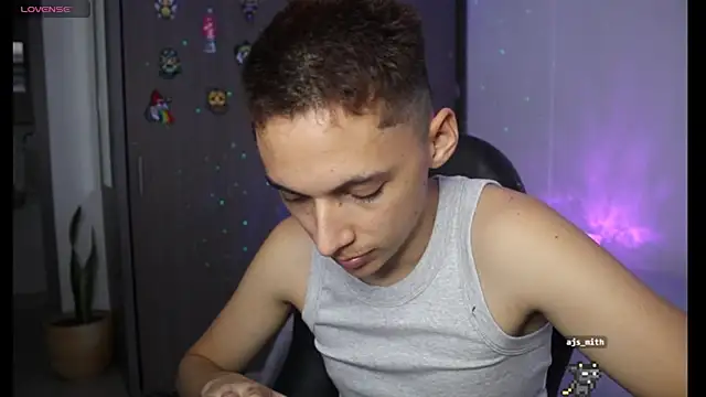 Snapshot of archi_love chatting on January 31, 2:26 am archi love online show from January 31, 2:26 am