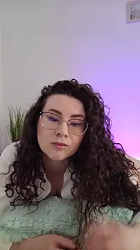 Elissa Floyd   online show from June 16, 7:00 am