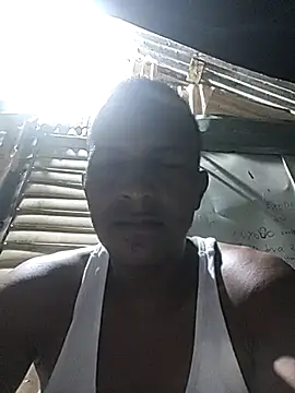 luis391986 online show from May 19, 1:56 am