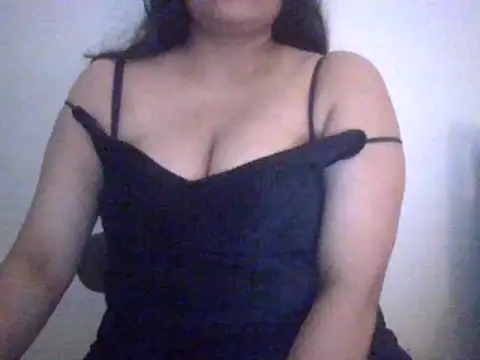 naughtyNyraxx online show from May 19, 9:26 am