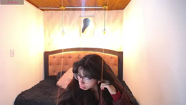 Allyshon  online show from June 17, 7:59 pm