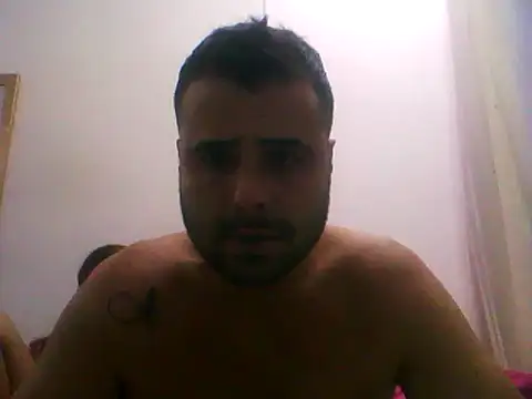 leogaucho34 online show from May 18, 10:15 pm
