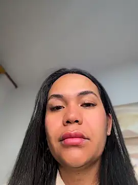 Snapshot of NoahJade chatting on July 14, 10:09 am NoahJade online show from July 14, 10:09 am