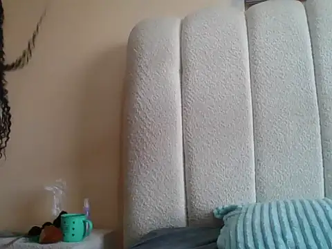 Snapshot of Tehiller chatting on June 29, 11:21 am Tehiller online show from June 29, 11:21 am